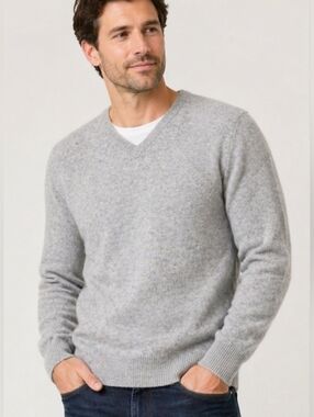 Goodthreads 100% Lambswool Knit Sweater Gray V Neck Mens Medium Soft
